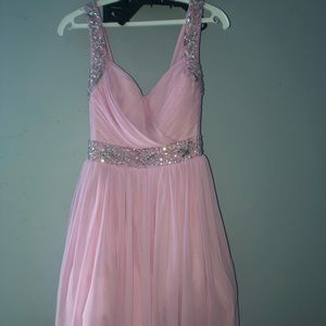 A beautiful dress for any special occasion 🥳♥️